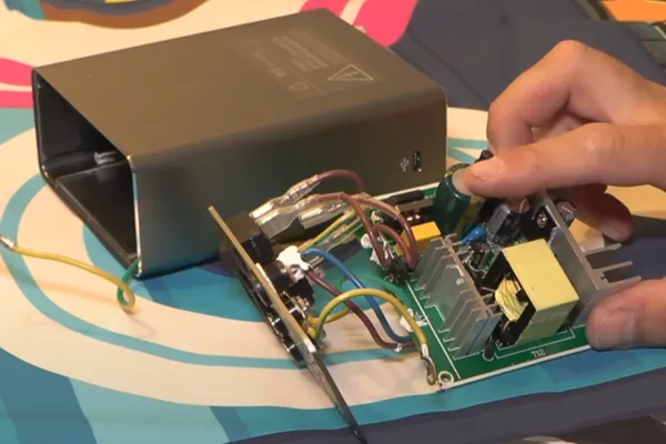 By Arczi (Polski) - Aixun T3A, stacja lutownicza, Modyfikacja 