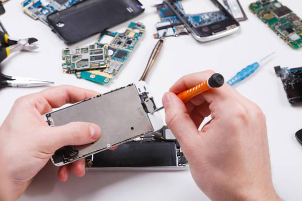 Avoid These Common Mistakes in Hand Soldering Operations