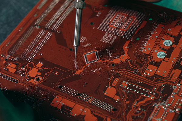 Why soldering iron not heating up