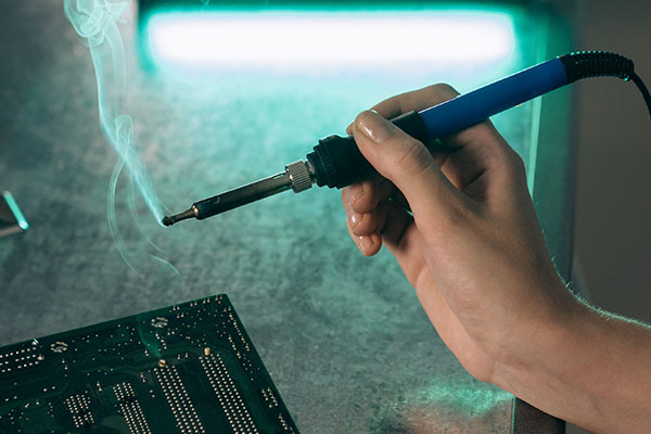 What you should do when your soldering iron tips won't tin