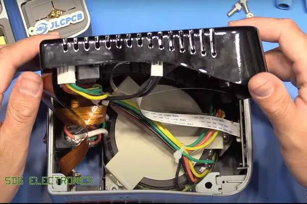 By  SDG Electronics: Aixun T420D 2 Channel 200W Soldering Station Detailed Review