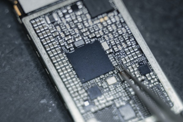 How to maintain a hot air station?